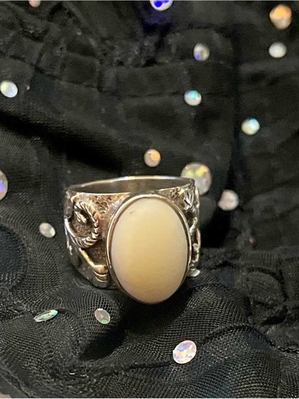 Silpada R1635-Sterling Silver Size 5. White Oval  Stone Ring